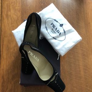 PRADA! Sz 36.5/ 6.5 US Black Suede with tan stiching